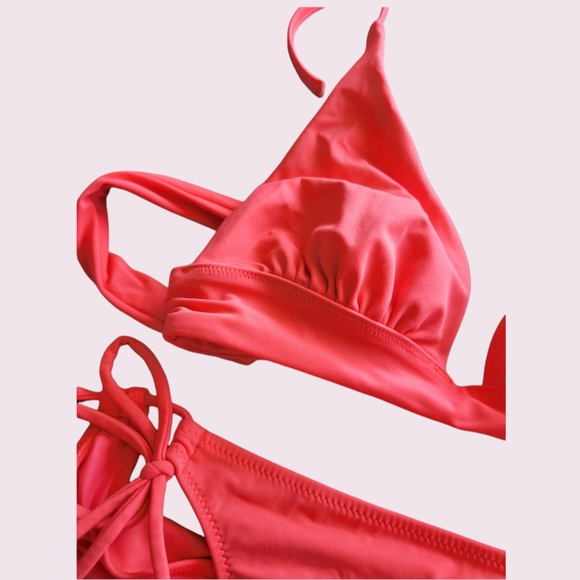 Victoria Secret Bikini Set - Picture 2 of 4